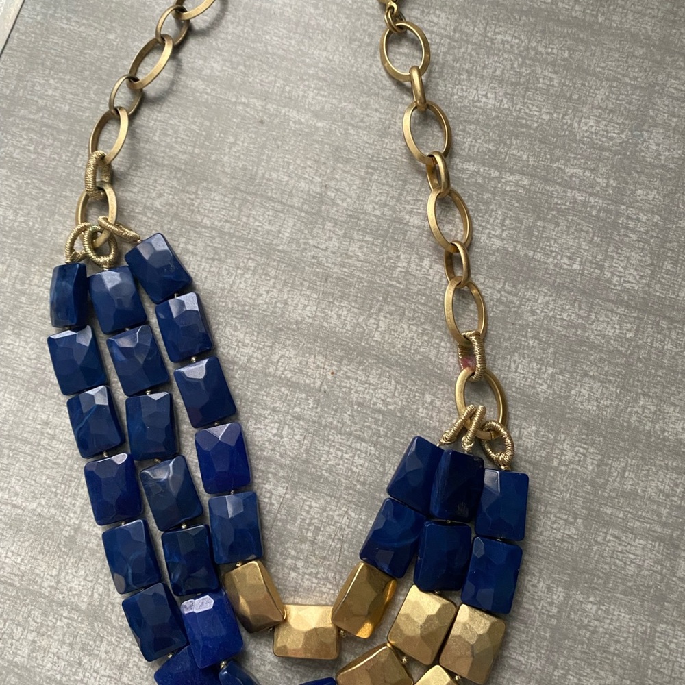 Elegant Blue and Gold Necklace